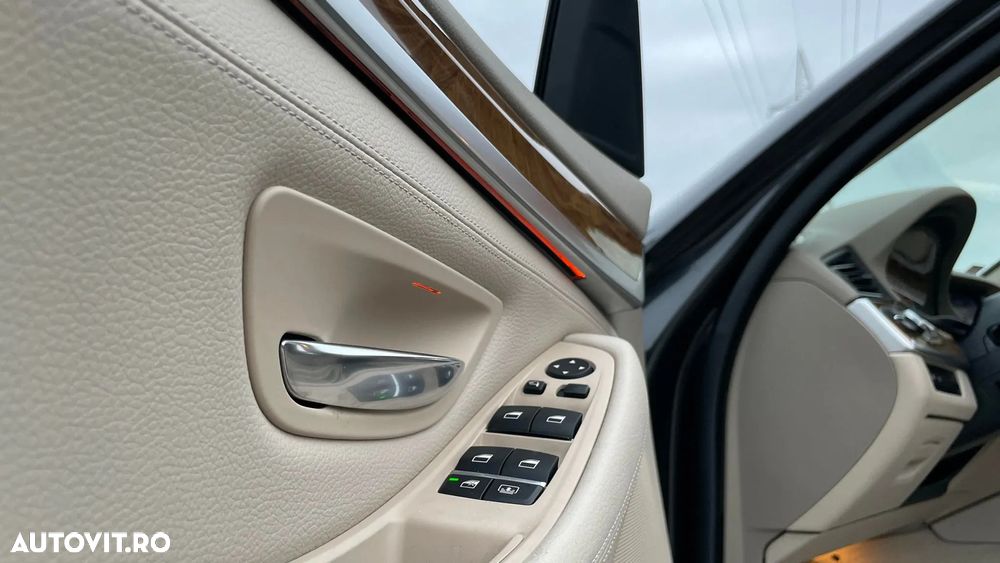 BMW Seria 5 520d - 22