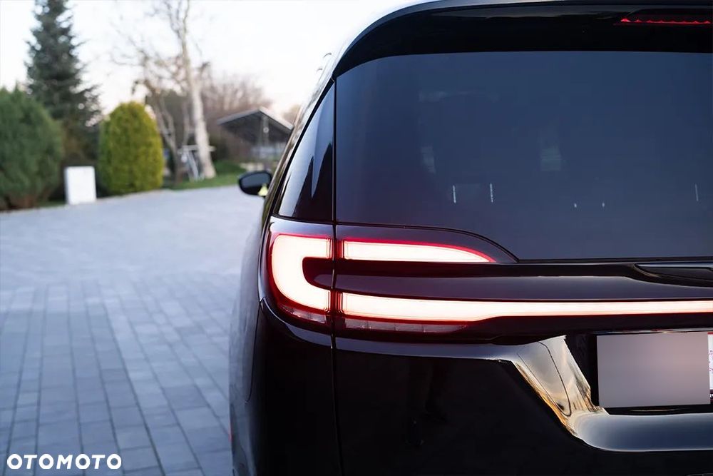 Chrysler Pacifica - 28