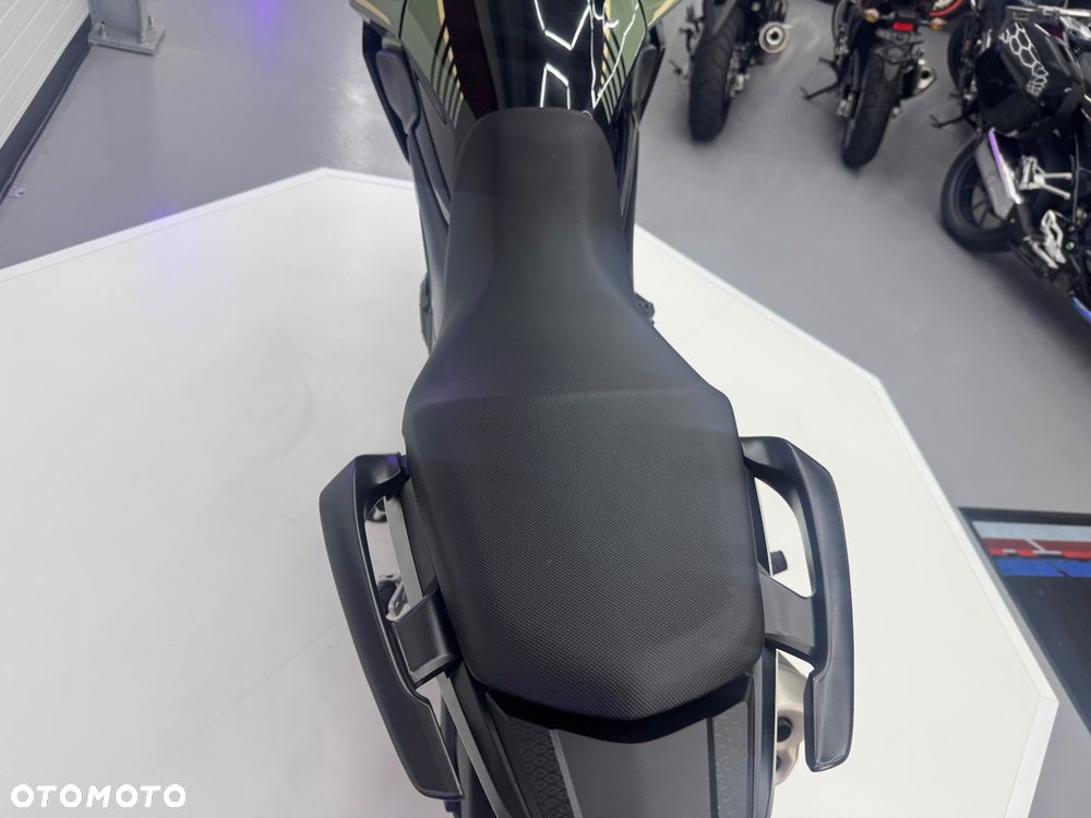 Honda CB - 35