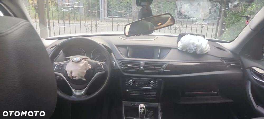 BMW X1 xDrive20d - 27