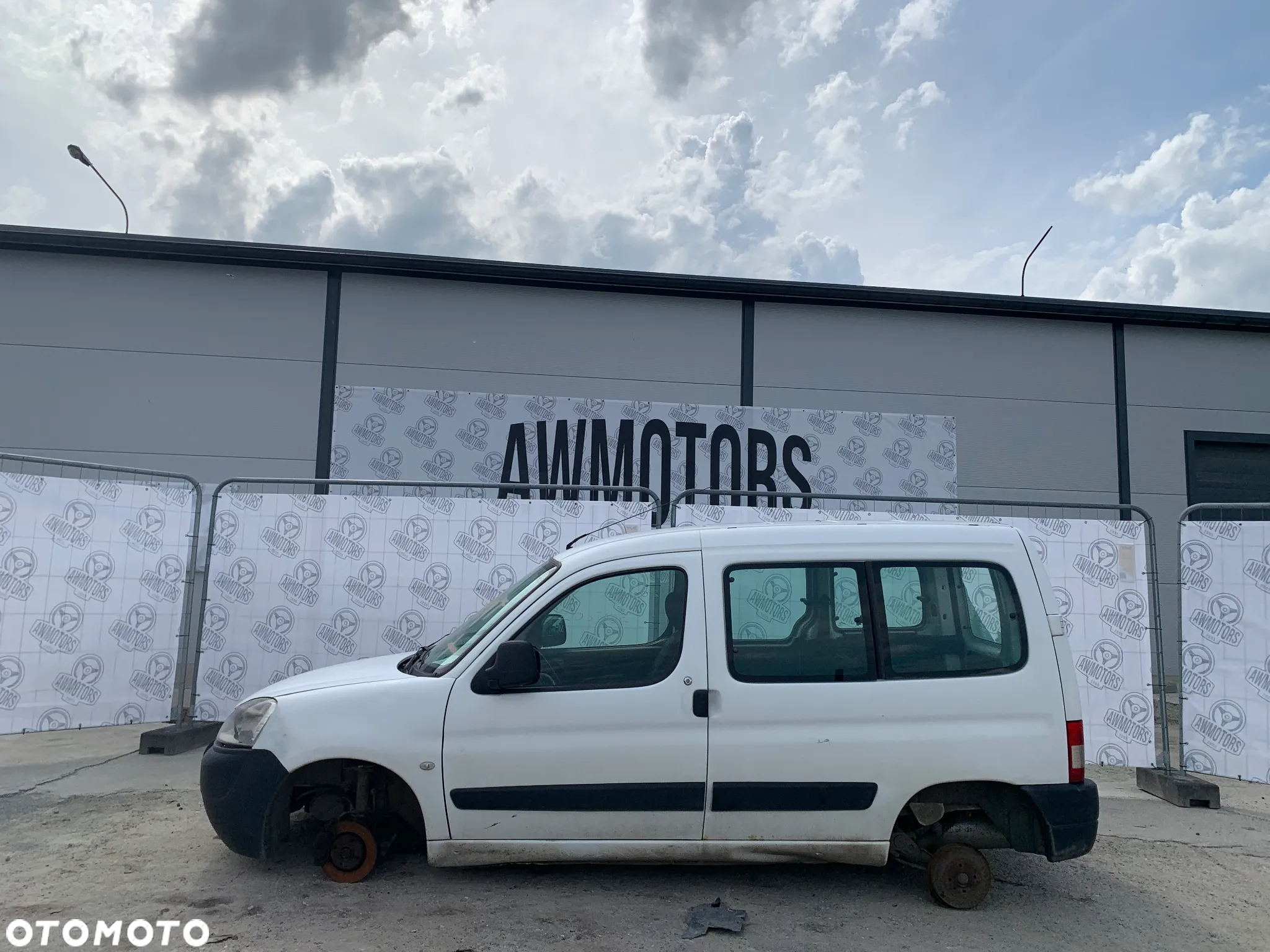 PEUGEOT PARTNER 2007 *SAMOCHÓD NA CZĘŚCI* 733 MASKA LAMPA DRZWI LUSTERKO ZDERZAK GRILL BŁOTNIK KLAPA BELKA PRAWE LEWE PRZÓD TYŁ - 2