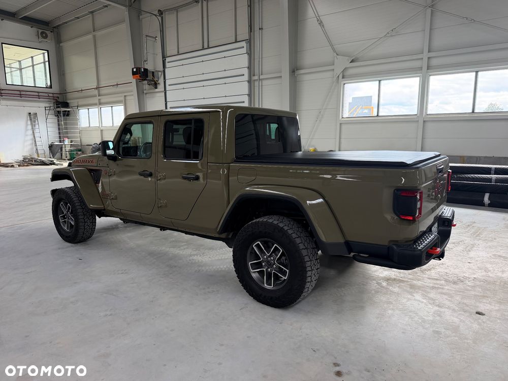Jeep Gladiator - 14