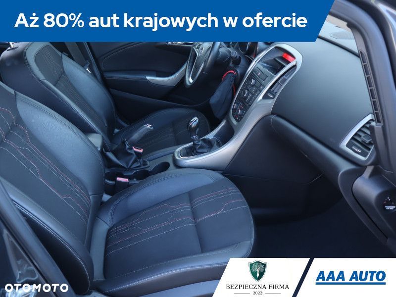 Opel Astra - 11