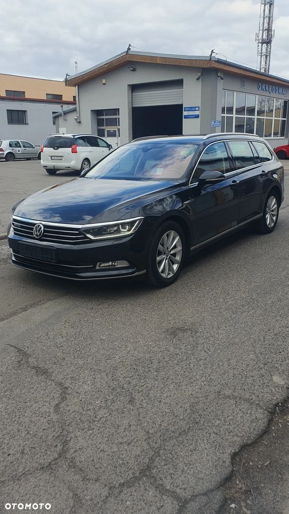 Volkswagen Passat Variant 2.0 TDI SCR 4Motion DSG Highline - 3