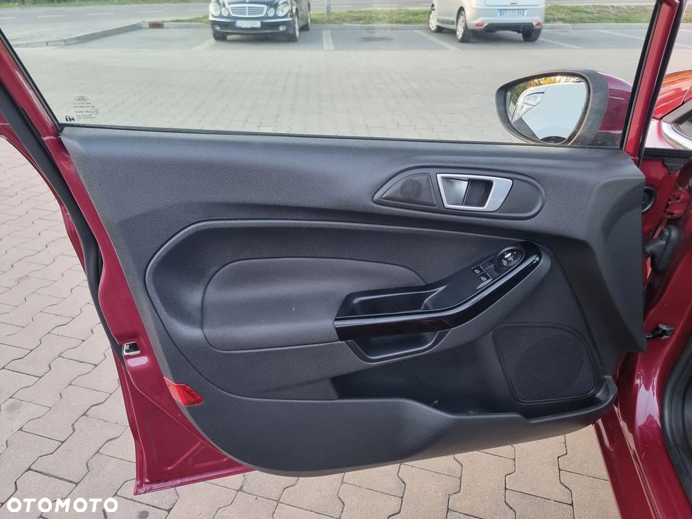 Ford Fiesta 1.0 EcoBoost STart-Stop Titanium - 15