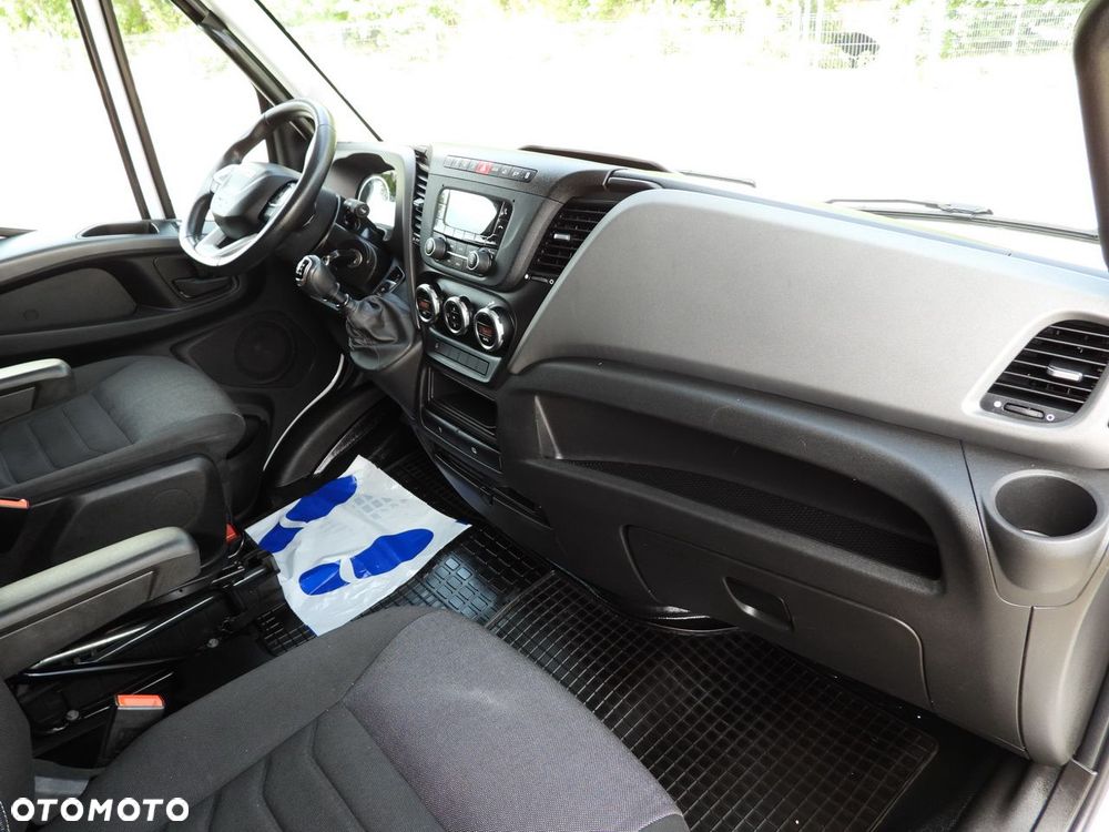 Iveco DAILY 35S18 PLANDEKA WINDA 8 PALET TEMPOMAT KLIMATYZACJA  180KM - 38