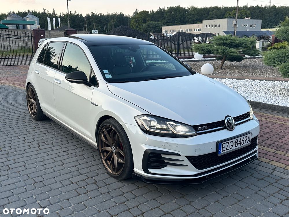 Volkswagen Golf 2.0 TDI BMT GTD DSG - 2