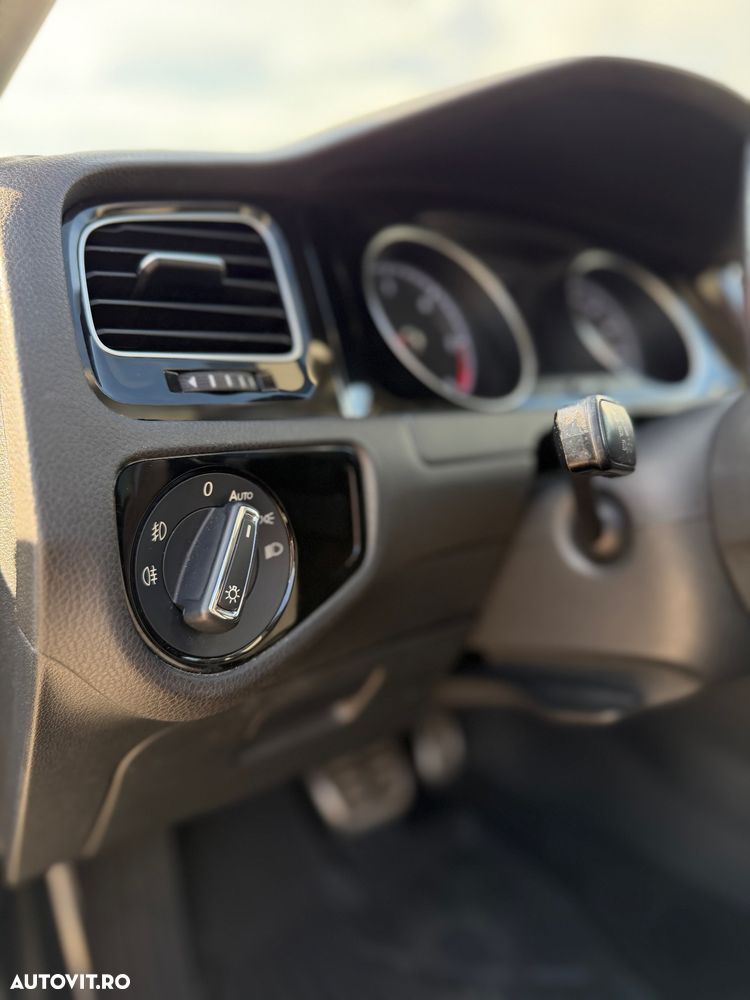 VOLKSWAGEN Golf 2019 — imagine 17