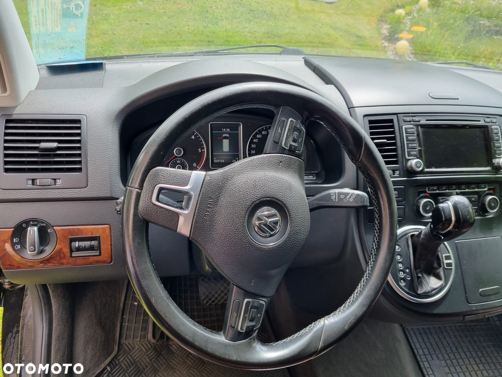 Volkswagen Multivan - 8