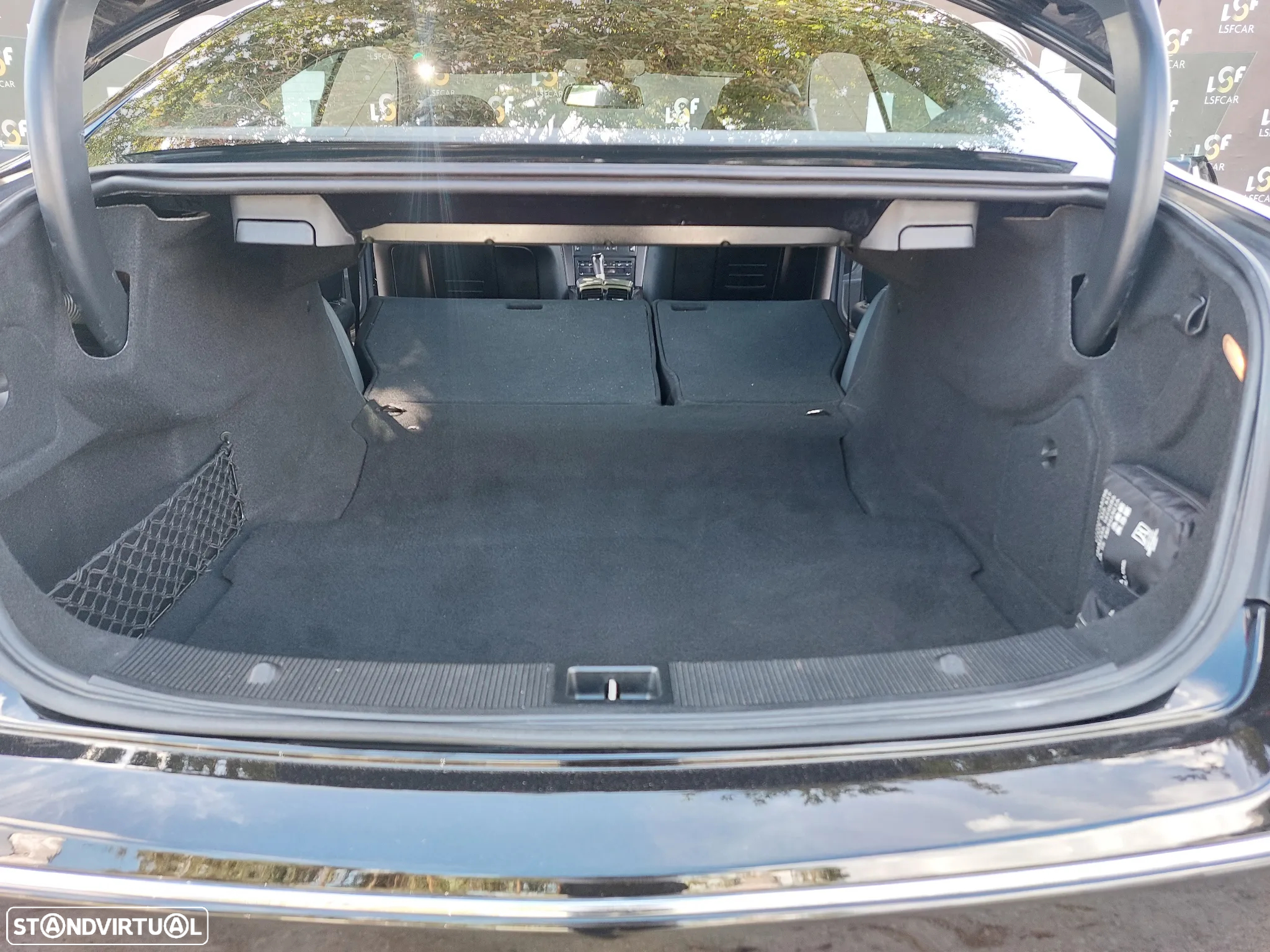 Mercedes-Benz E 250 CDi Avantgarde BlueEfficiency - 35