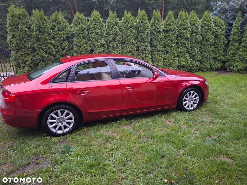 Audi A4 Limousine - 6