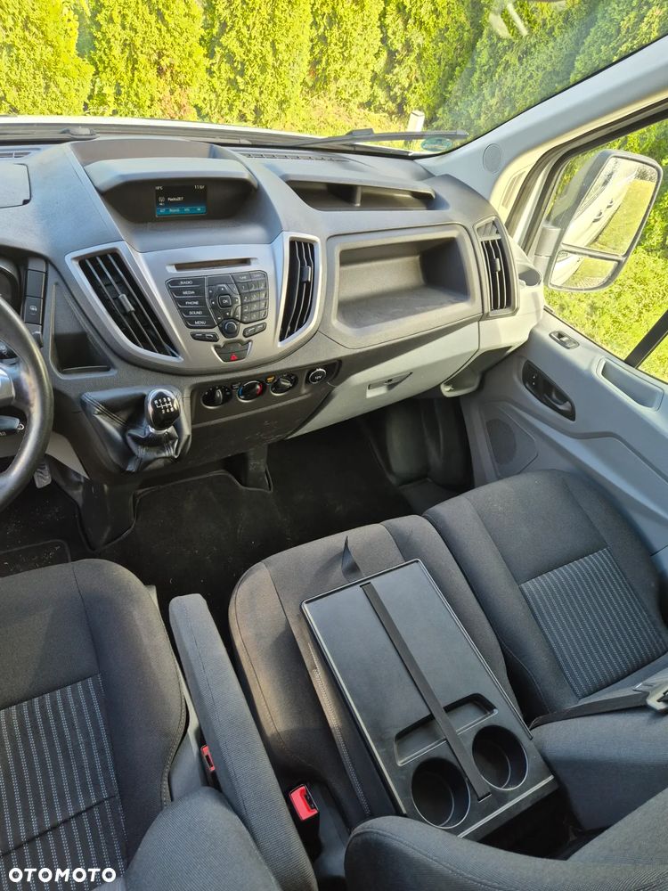 Ford Transit - 23