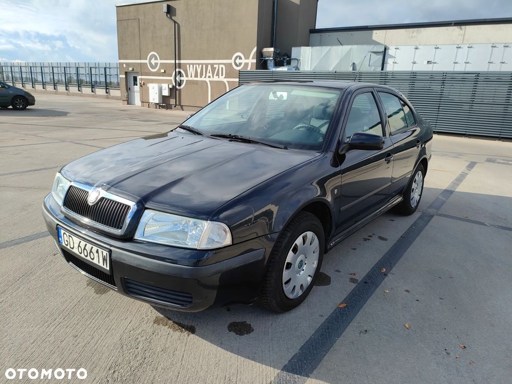 Skoda Octavia 1.6 Tour - 3