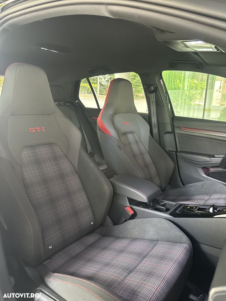 Volkswagen Golf GTI 2.0 TSI OPF DSG Performance - 11