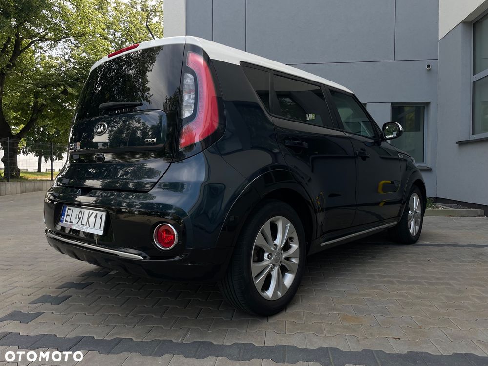 Kia Soul 1.6 CRDI XL - 10
