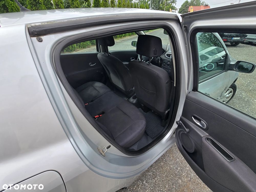 Renault Clio - 5