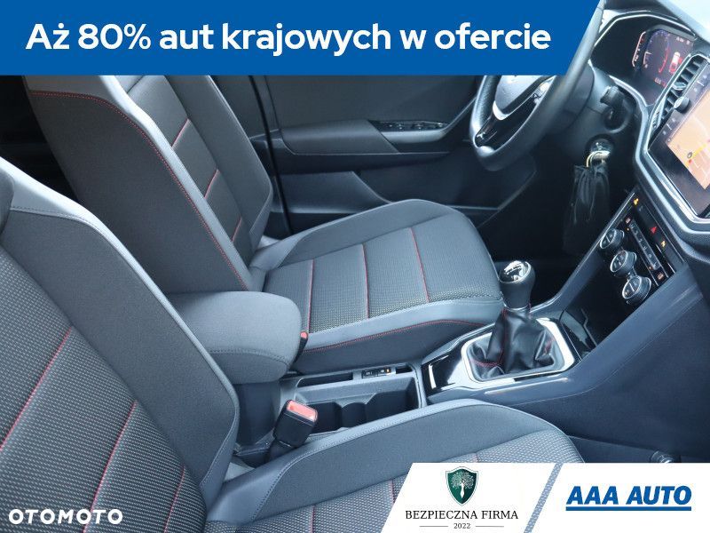 Volkswagen T-Roc - 11