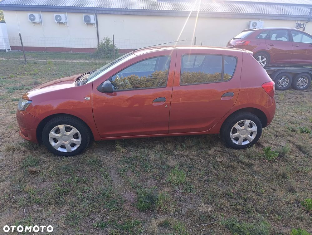 Dacia Sandero 1.2 16V 75 Laureate - 6