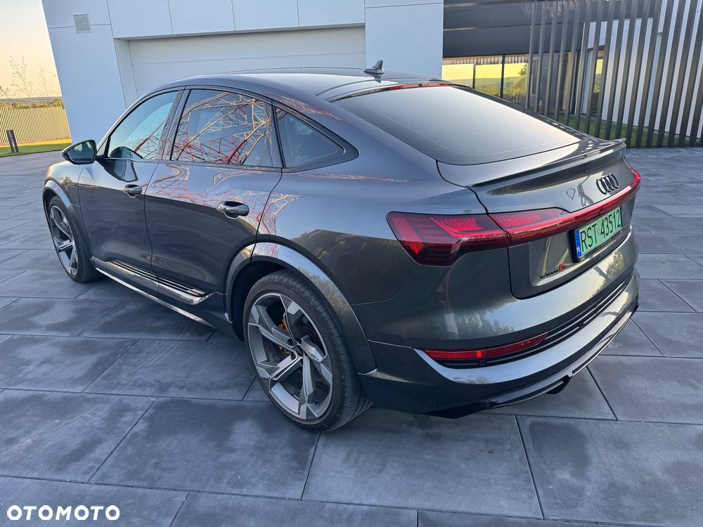 Audi e-tron S Quattro - 11