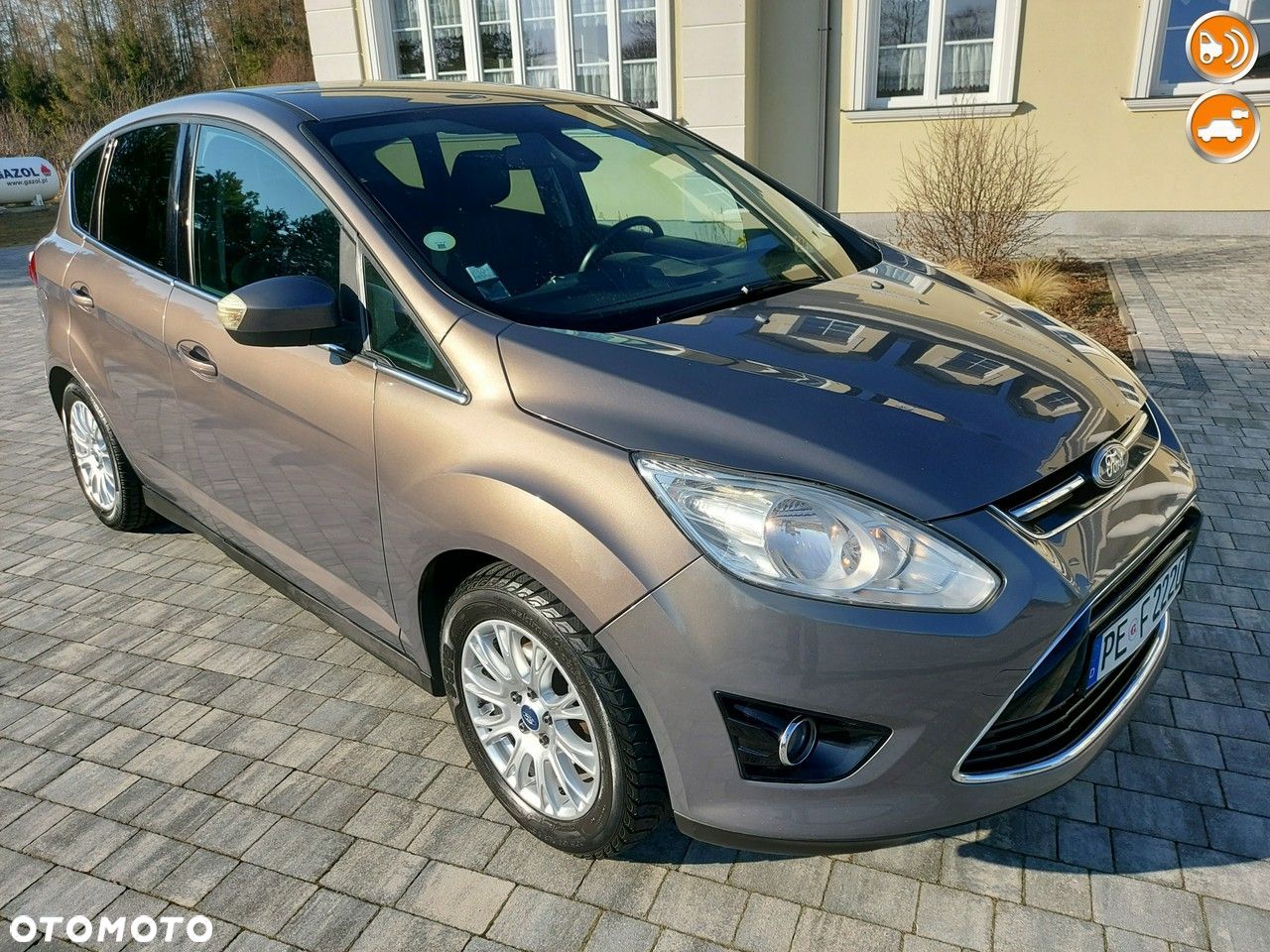 Ford C-MAX - 1