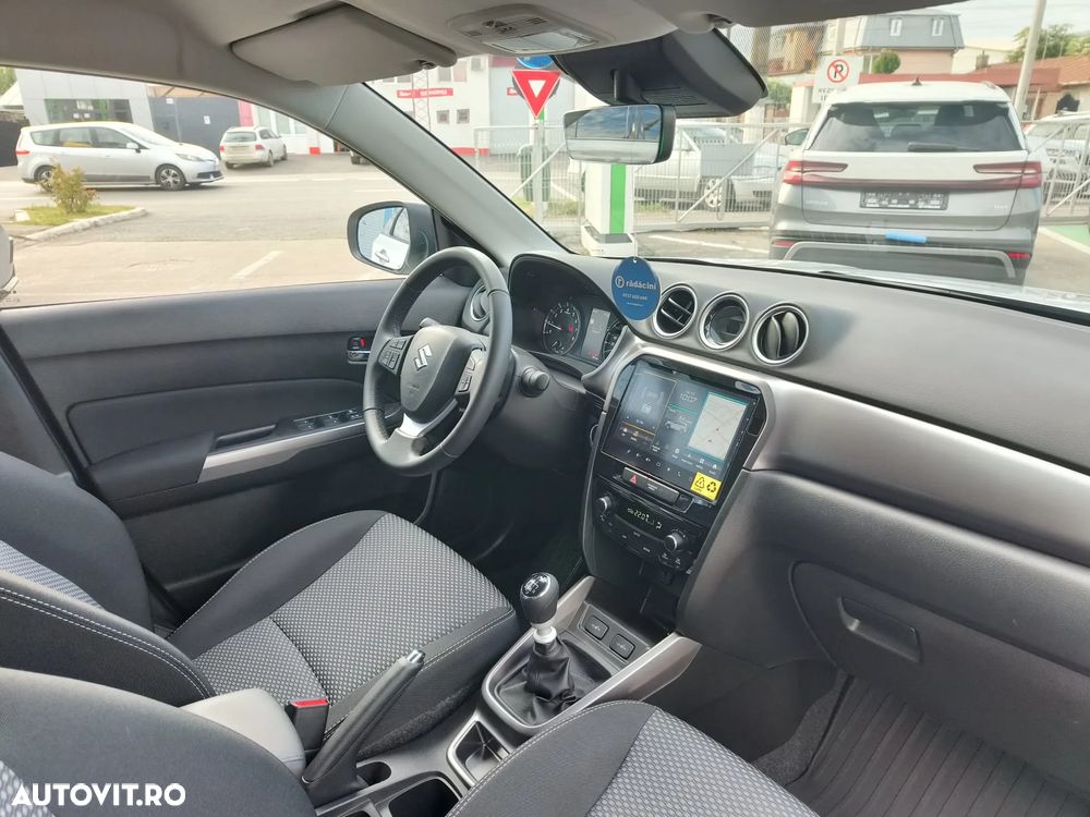 Suzuki Vitara 1.4 Boosterjet AllGrip MHEV Passion - 12