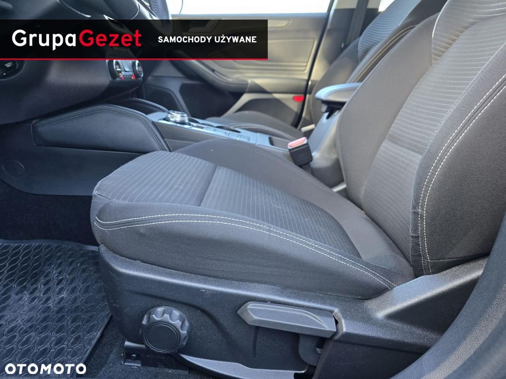 Ford Focus - 33