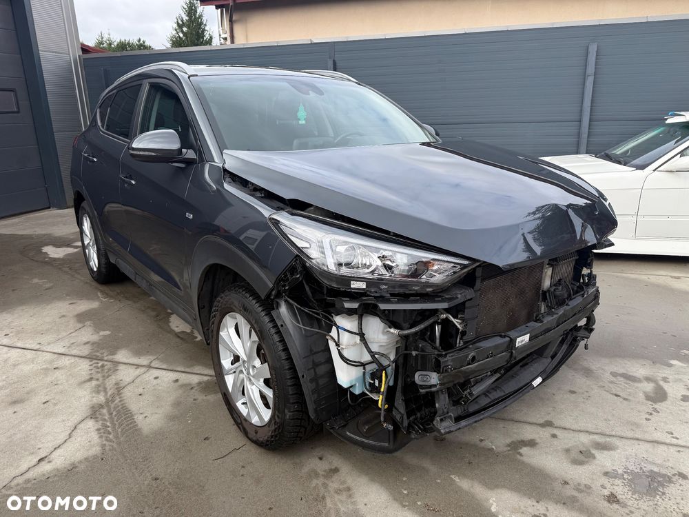 Hyundai Tucson 1.6 CRDi 48V-Hybrid 2WD DCT Select - 17