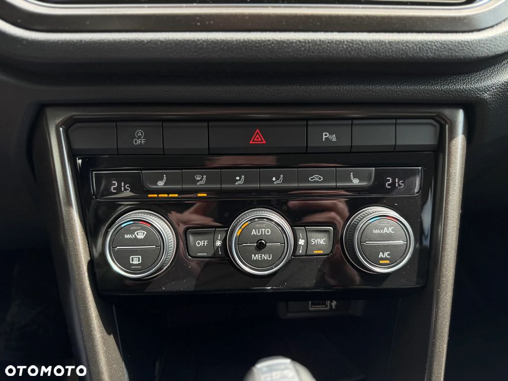 Volkswagen T-Roc 2.0 TDI SCR DSG Style - 26