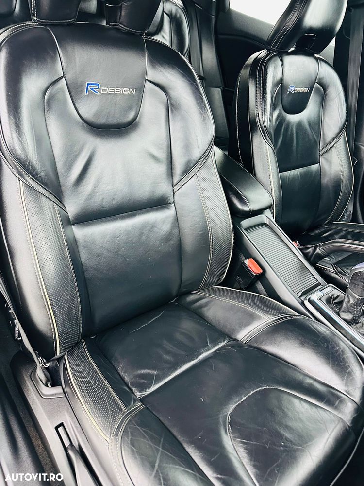 Volvo V40 D2 R Design - 12