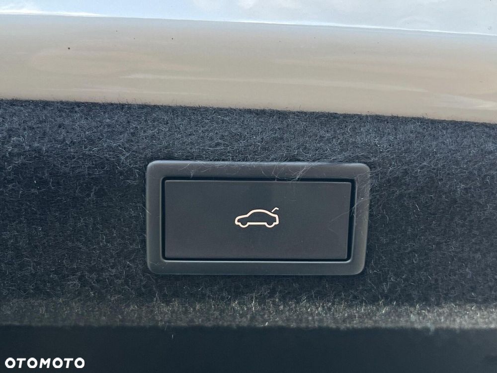 Skoda Superb 2.0 TDI SCR 4x4 Sportline DSG - 18