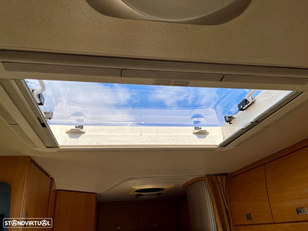 Ford Transit - 25