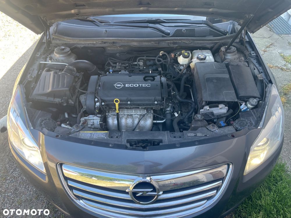 Opel Insignia - 19