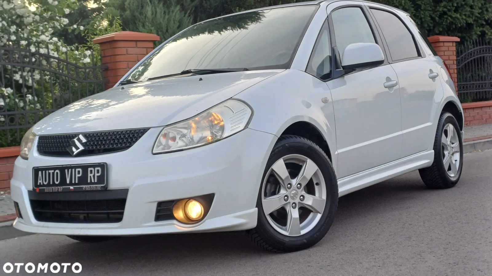 Suzuki SX4 1.6 Comfort Plus - 13