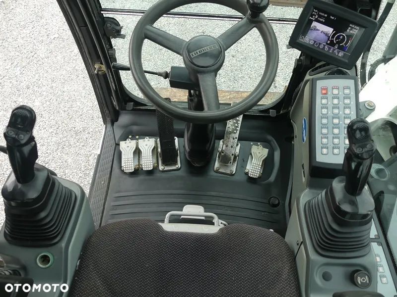Liebherr A910 Compact / sprowadzona / ładny stan / - 14