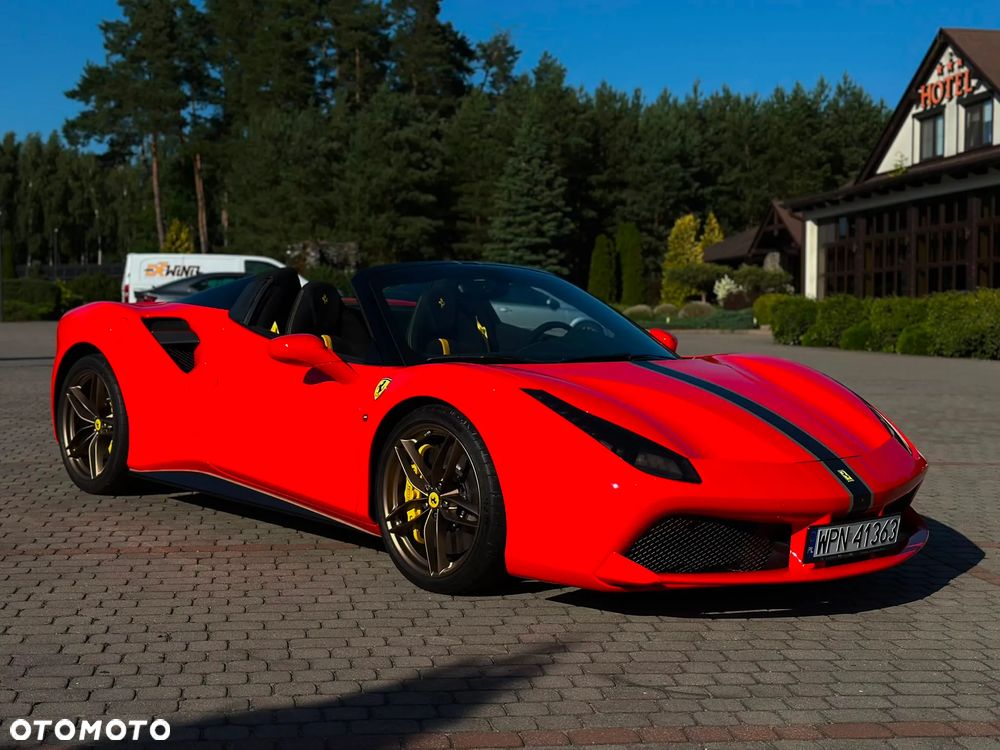 Ferrari 488 - 29