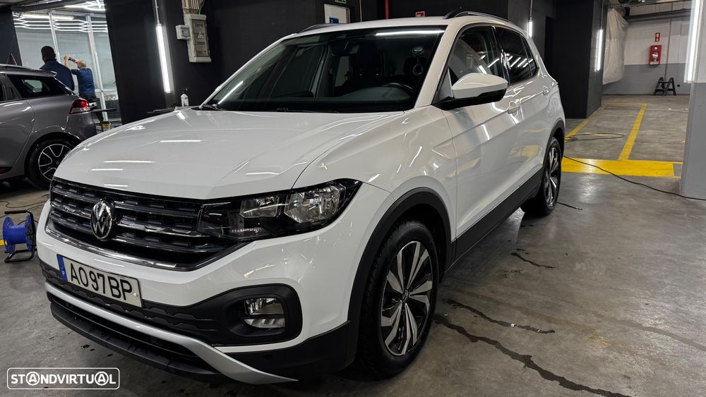 VW T-Cross 1.0 TSI BlackStyle DSG - 4