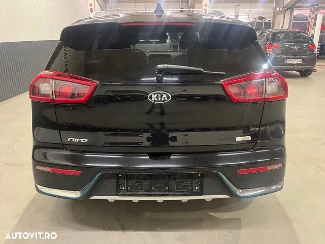Kia Niro 1.6 GDI PHEV 2WD Aut. Spirit - 3