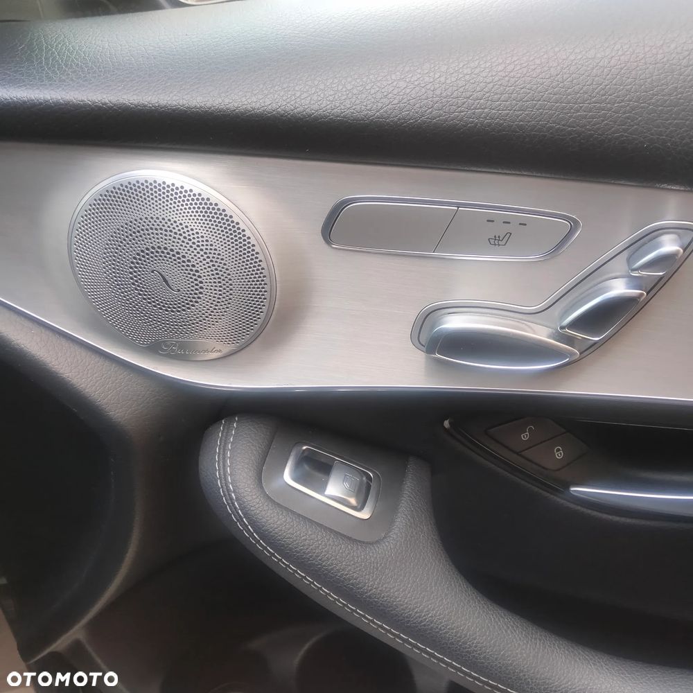 Mercedes-Benz GLC 300 4Matic 9G-TRONIC AMG Line - 10