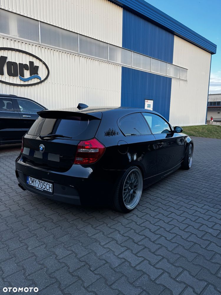 BMW Seria 1 123d - 3