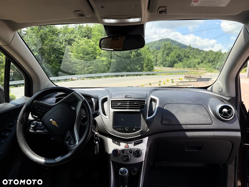 Chevrolet Trax 1.7TD LS - 13