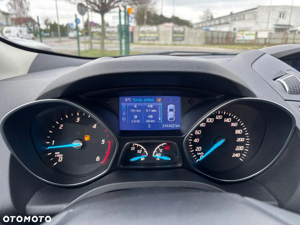 Ford Kuga 2.0 TDCi 4x4 Titanium - 19