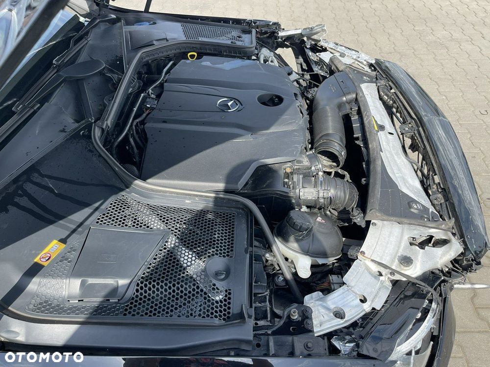 Mercedes-Benz Klasa C 250 (BlueTEC) d 4Matic T 7G-TRONIC Avantgarde - 15