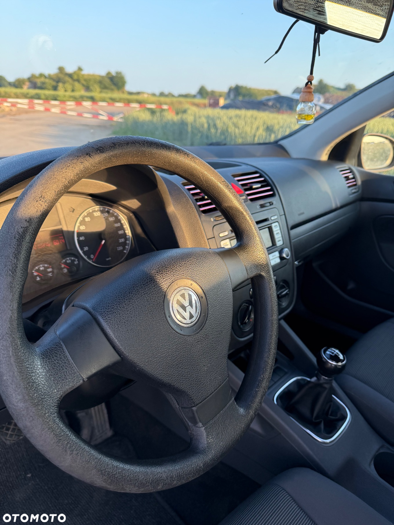 Volkswagen Golf - 12
