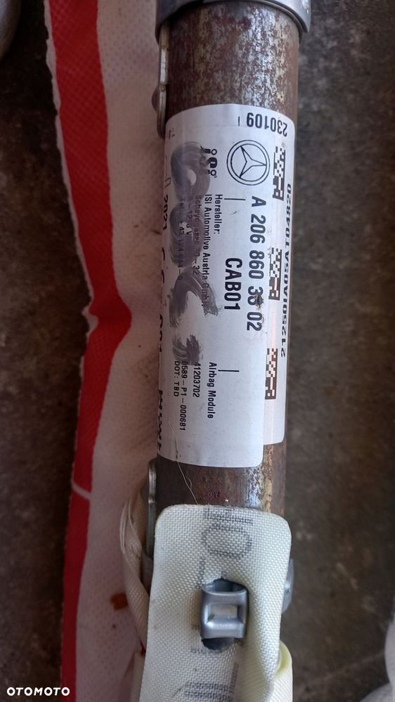 MERCEDES W206 C KLASA SEDAN KURTYNA LEWA A2068603202 A2068603302 - 3