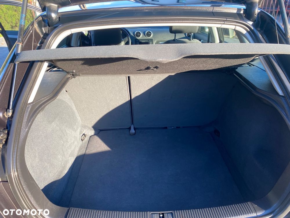 Audi A3 Sportback - 4