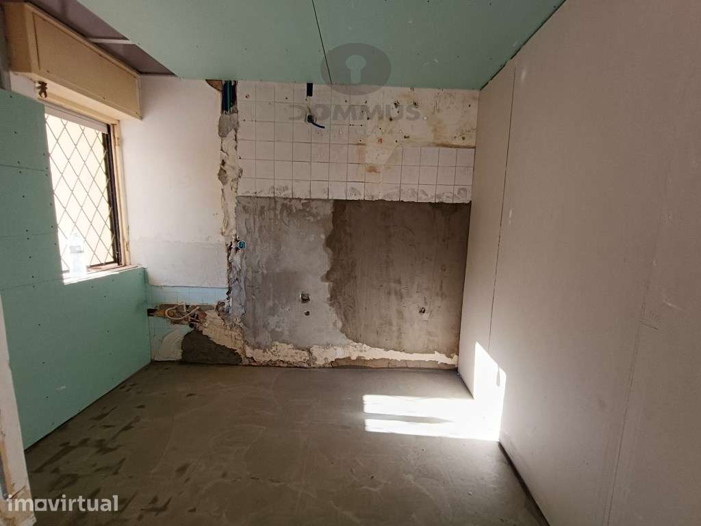 Apartamento T1 na Reboleira totalmente remodelado com terraço - Grande imagem: 4/23