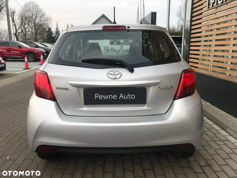 Toyota Yaris 1.0 Active EU6 - 6