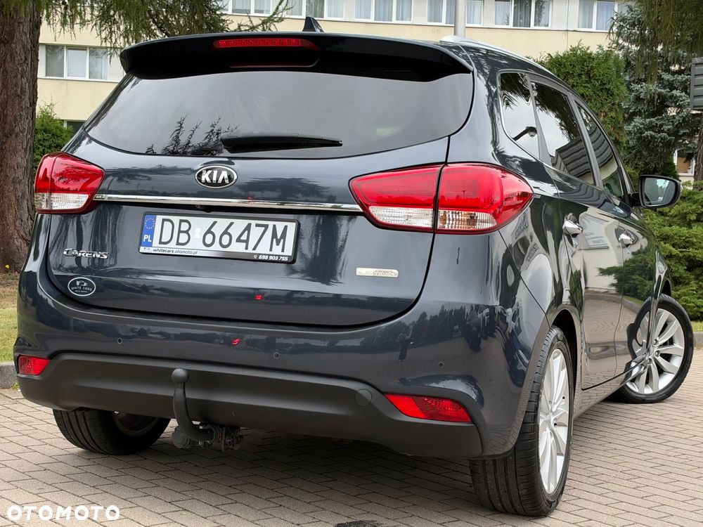 Kia Carens 1.7 CRDi 141 Dream Team Edition - 28