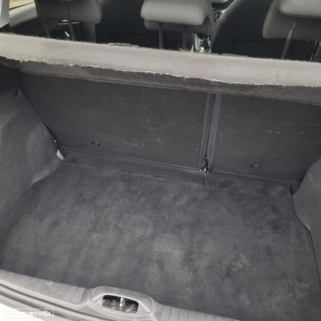 Peugeot 208 1.6 BlueHDi Style - 24