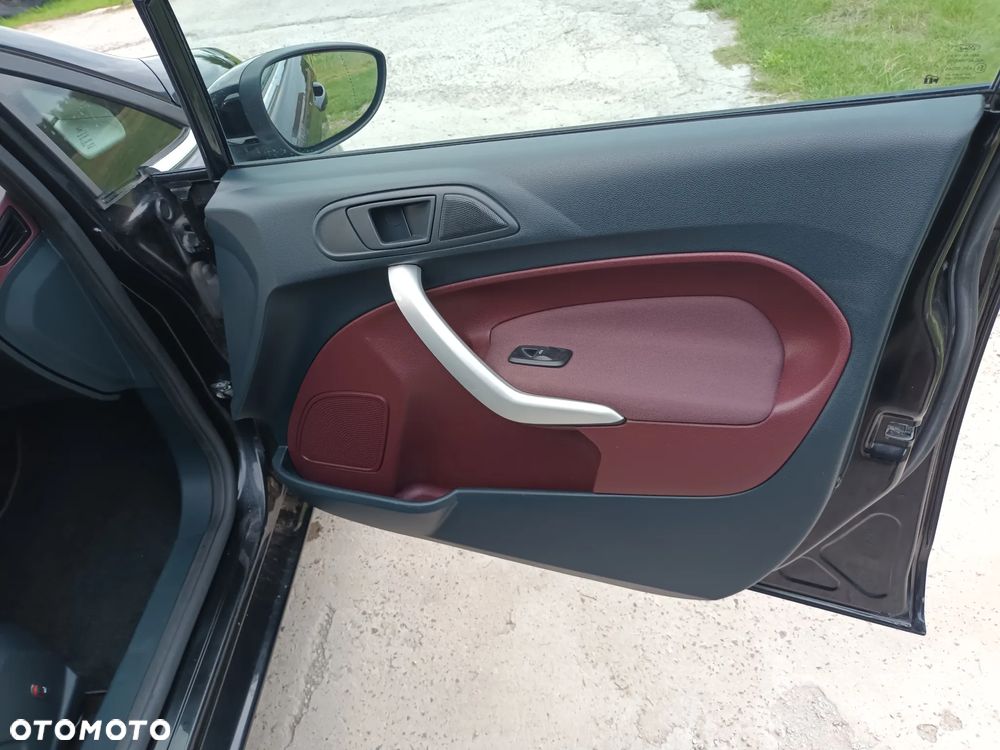 Ford Fiesta 1.4 Titanium X - 10